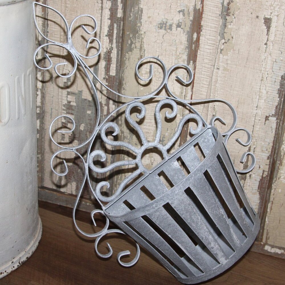 Ornate VTG 18" Shabby Chic Gray White Scrolled Wrought Iron Wall Planter Basket